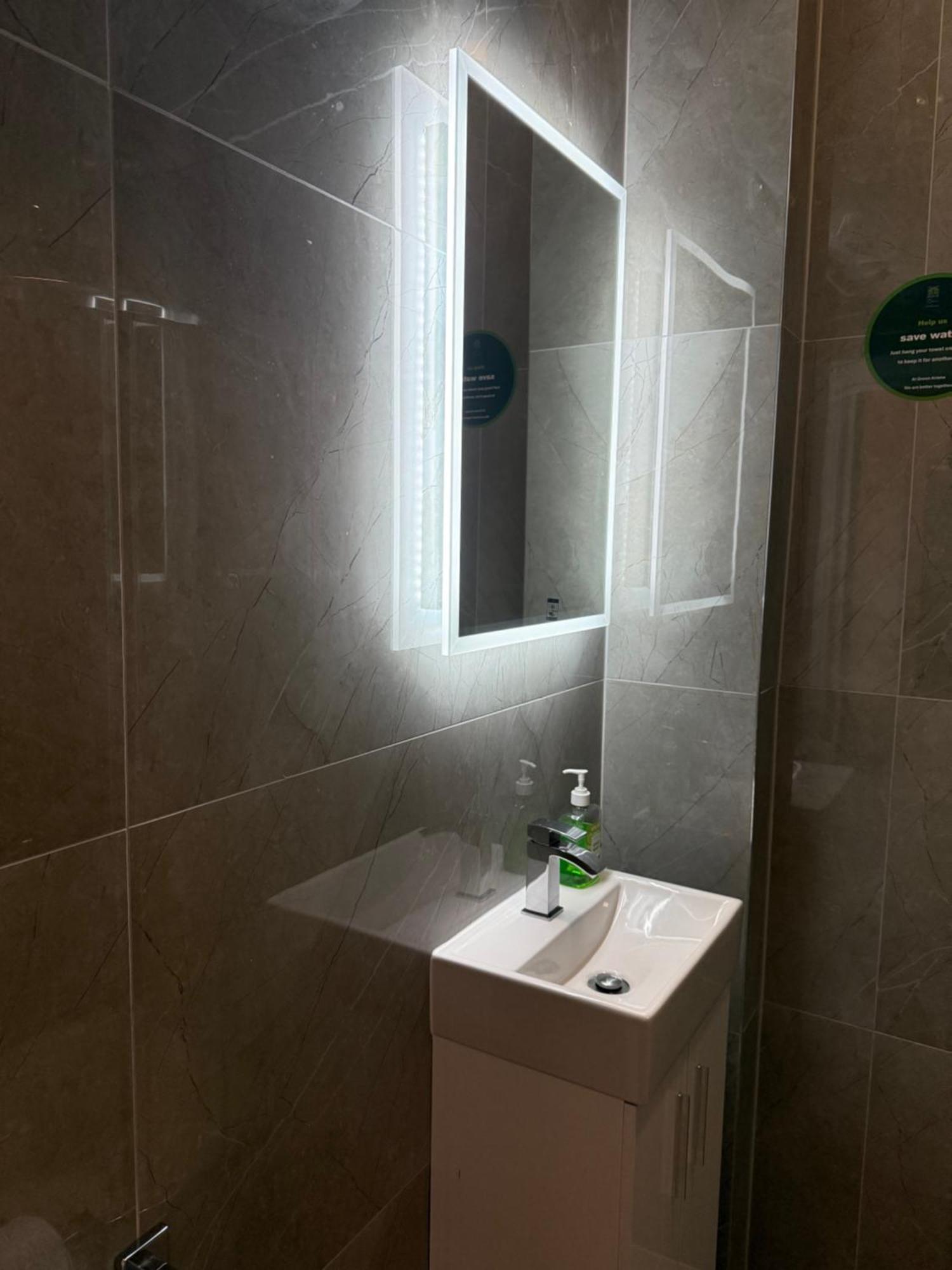 Green Ariana Hotel - Near Wembley And Central London Exteriör bild