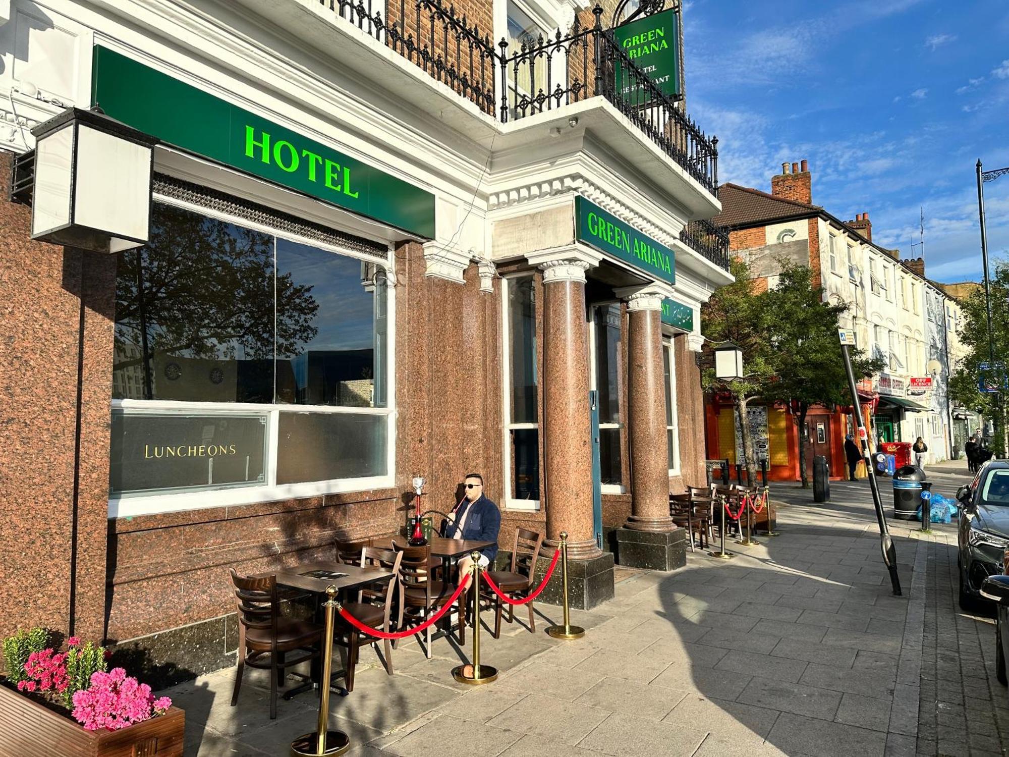 Green Ariana Hotel - Near Wembley And Central London Exteriör bild